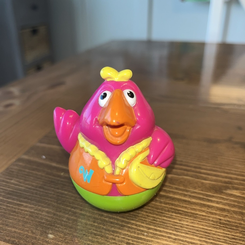 PLAYSKOOL Weebles Weeble Wobble Figure TOUCAN DUCK BIRD w/ YELLOW PURSE 2003